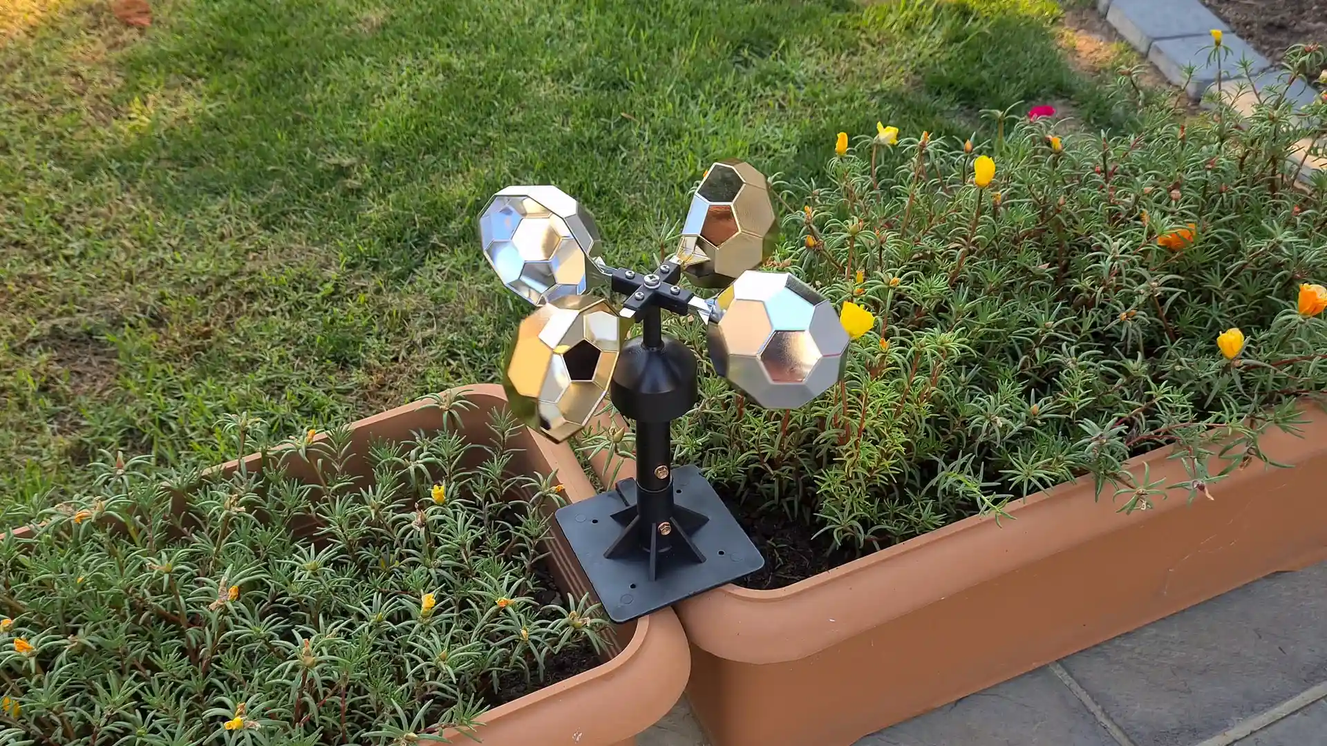 طارد الطيور العاكس عمان الاردن طارد الطيور العاكس عمان الاردن